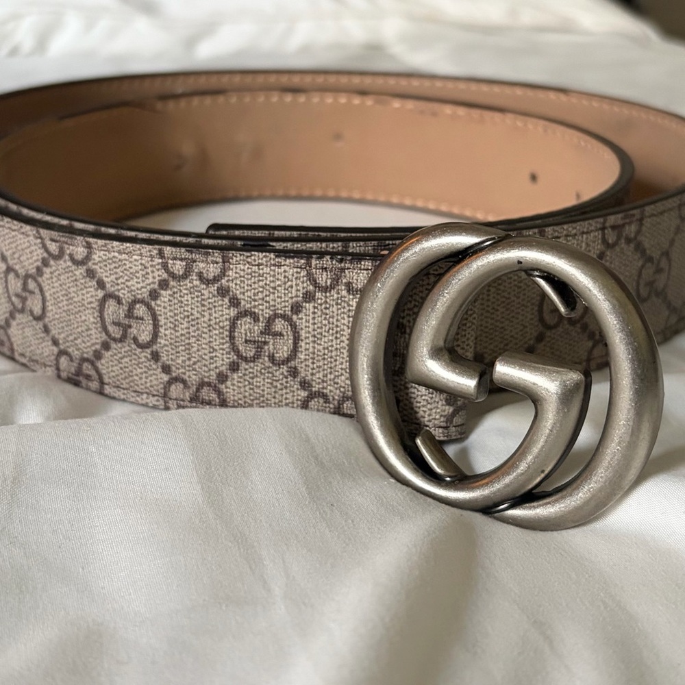 Authentic Gucci Beige Monogram Belt with Silver Buckle - Picture 7 of 7